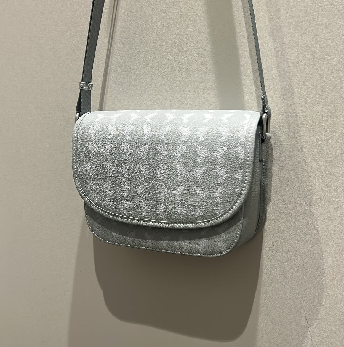 Grey Liberation Messenger